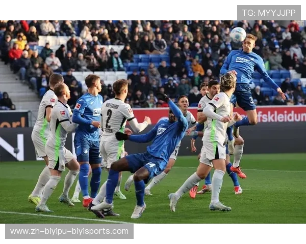 足球比赛中的战术深度与临场应变 足球比赛中的战术深度与临场应变